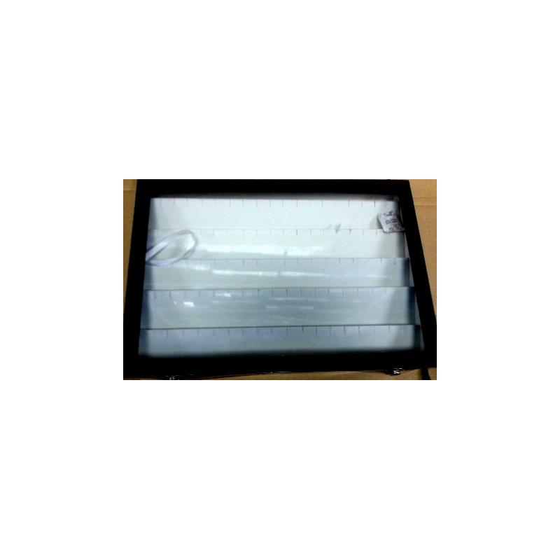 Expositor Caja Tapa Vidrio Base Negro con Cierre 24 x 35 cm (90 Compartimientos - Ideal Colgantes)